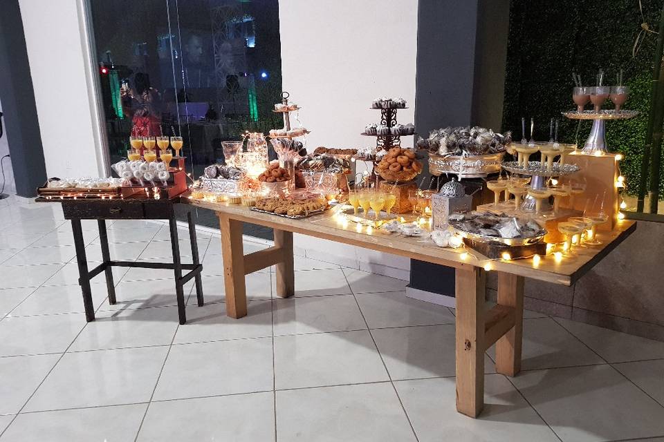 Mesa de postres y dulces