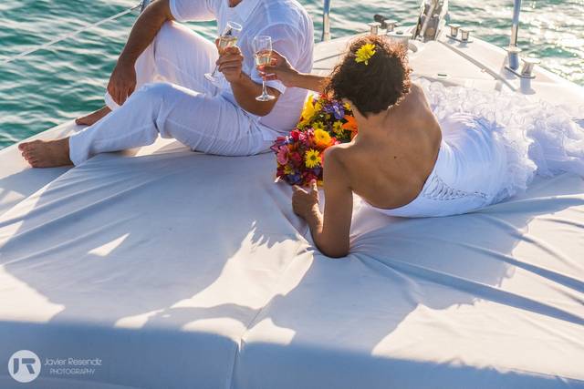 Boda en Yate Puerto Aventuras