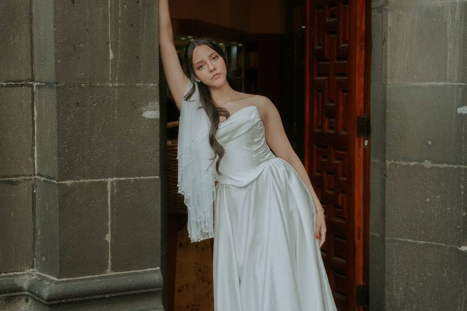 Sarah wedding dress