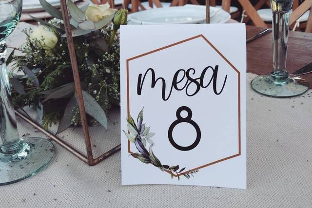 Números de mesa y menú