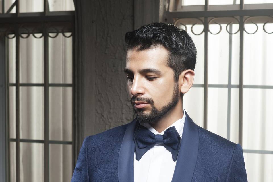 Tuxedos Arturo Vega