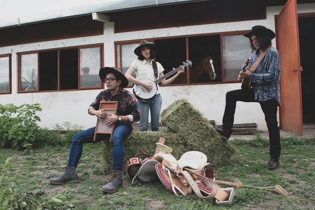 Washboard, Banjo y Guitarra