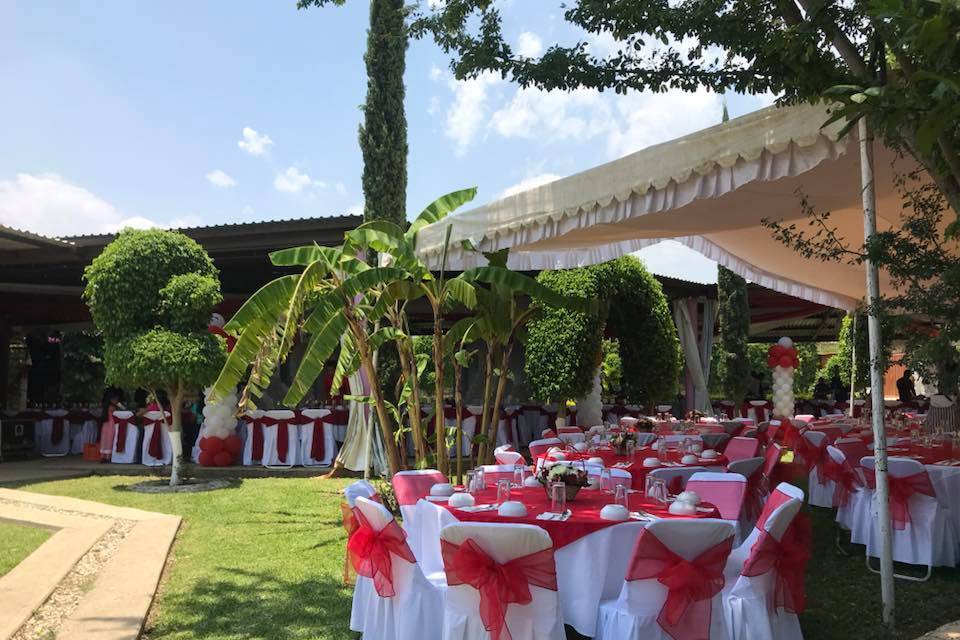 Boda de color principal rojo