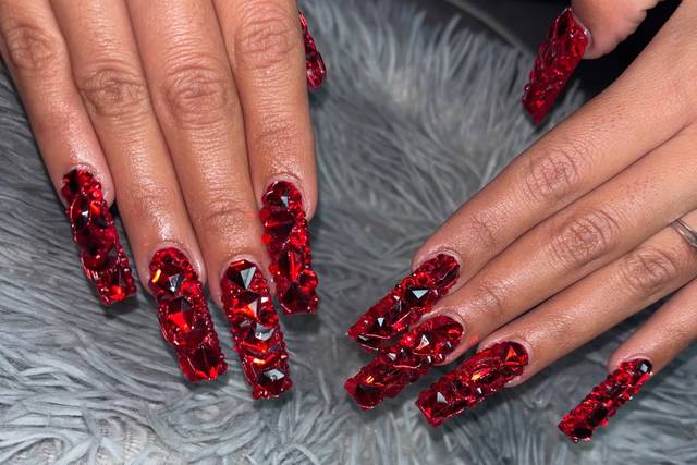 Nails by Paola Becerra
