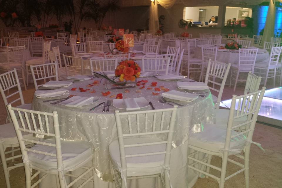 Alquiladora y Eventos Castro