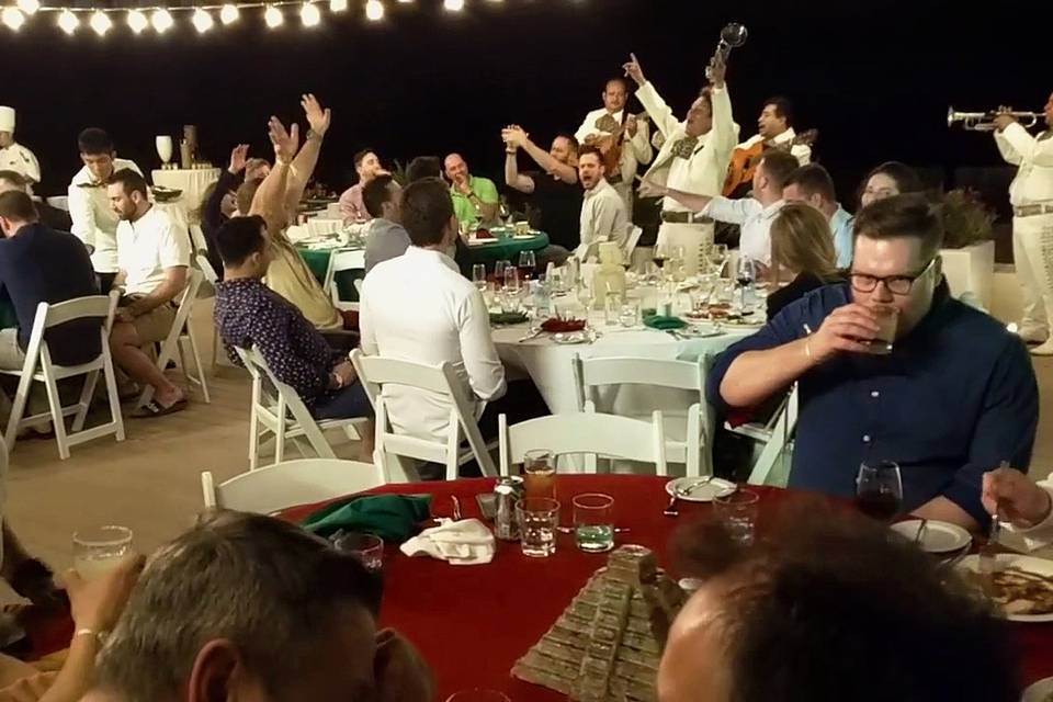 Mariachi, luz y sonido