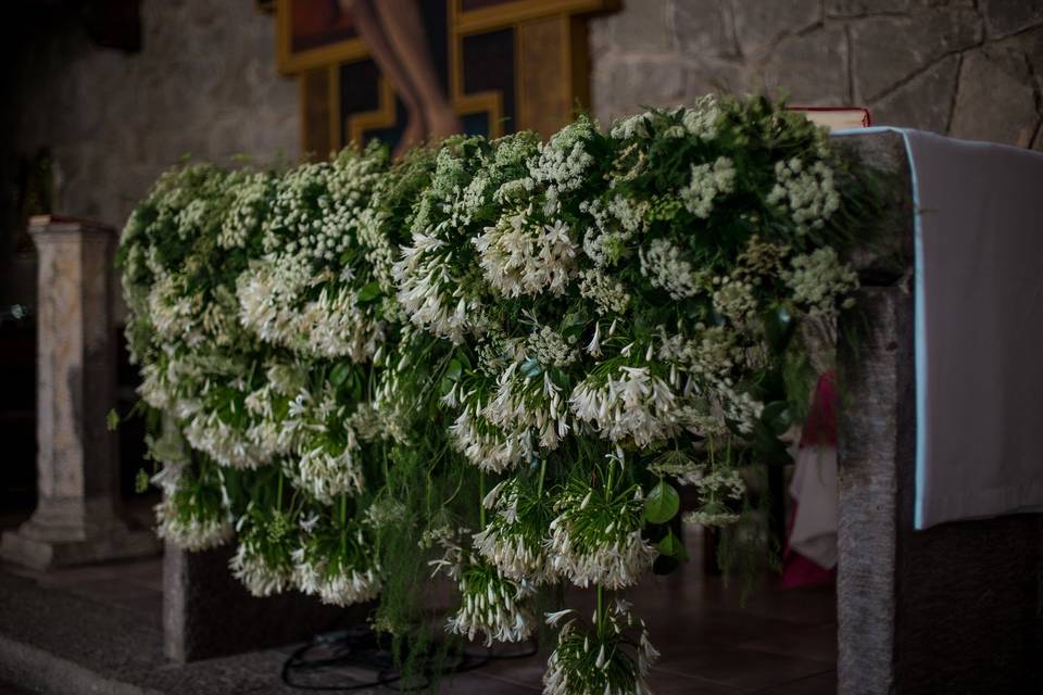Arrelgo floral para altar