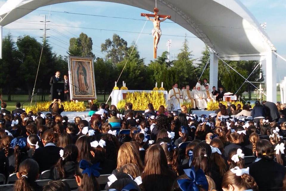 Altar de con flores