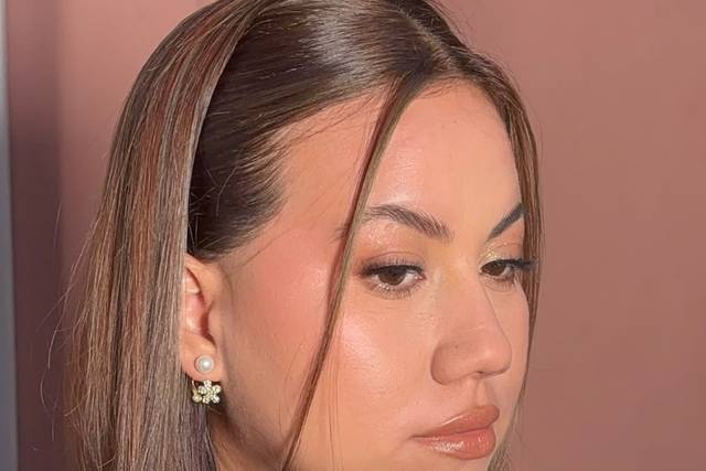 América Díaz - Makeup Artist