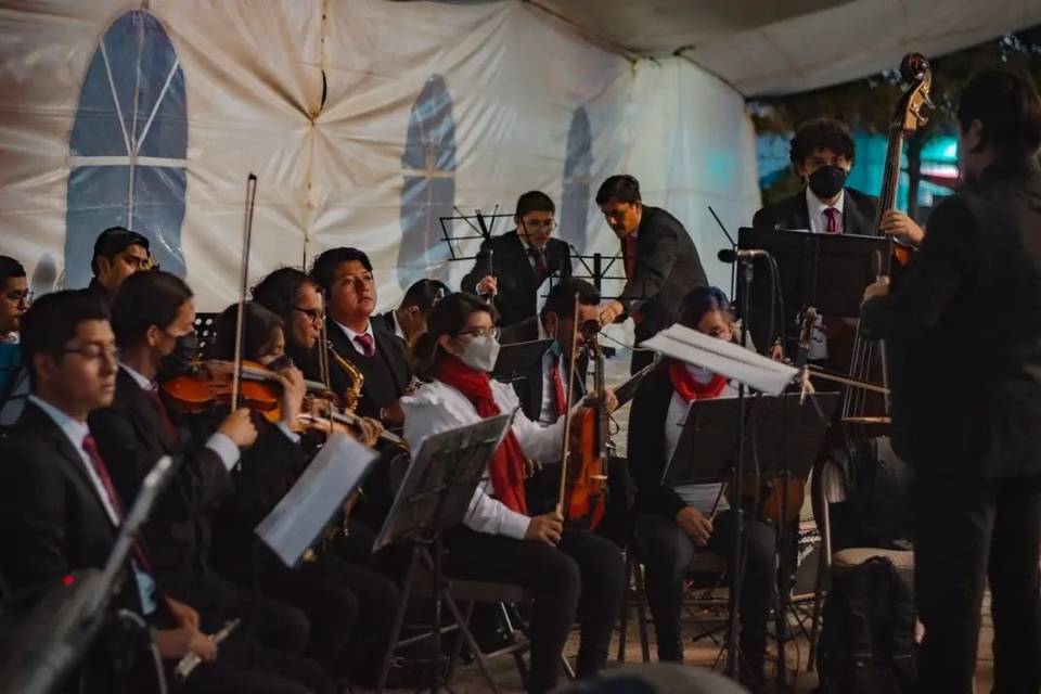 Servicio de orquesta completa