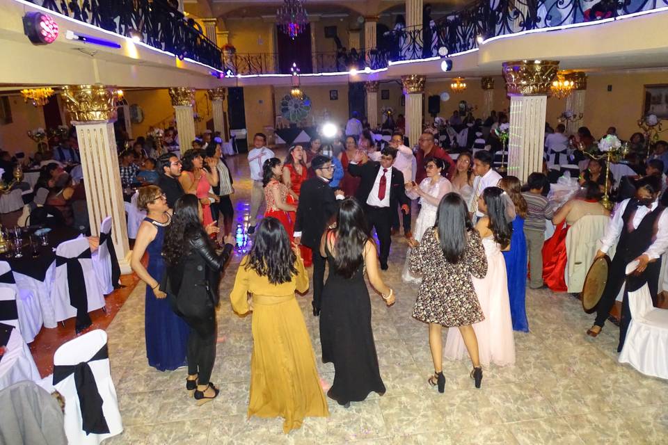 Baile grupal