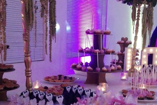 Decoración de mesa de postres