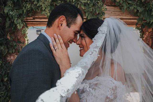 Felices y enamorados