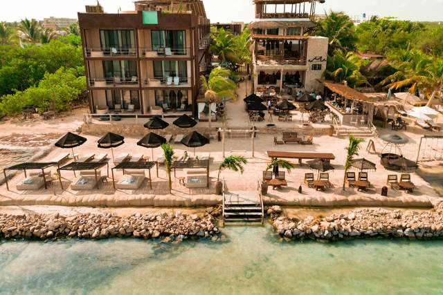 Awa Holbox