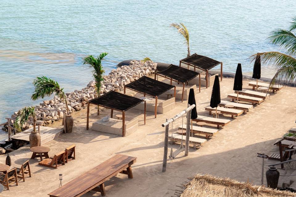 Beach club