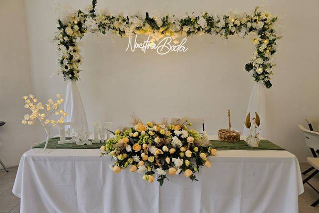 Arco Ivory Garden