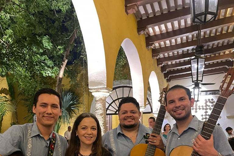 Con Natalia Lafourcade