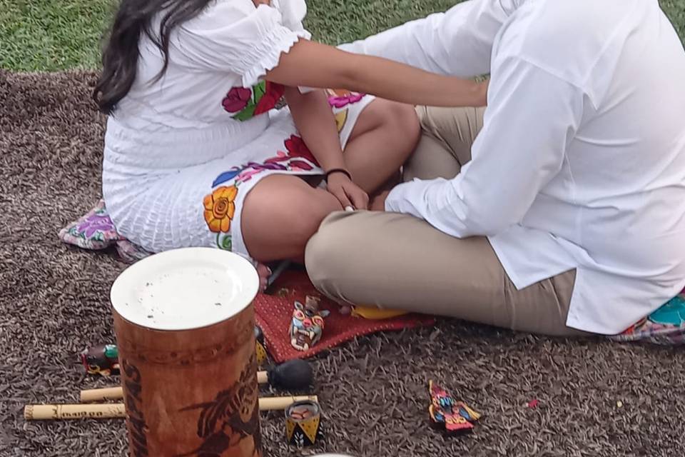 Boda maya con corazón