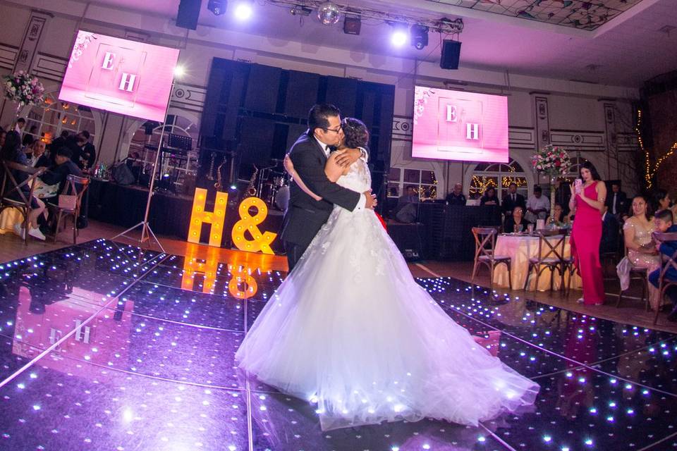 Elsa & Hector