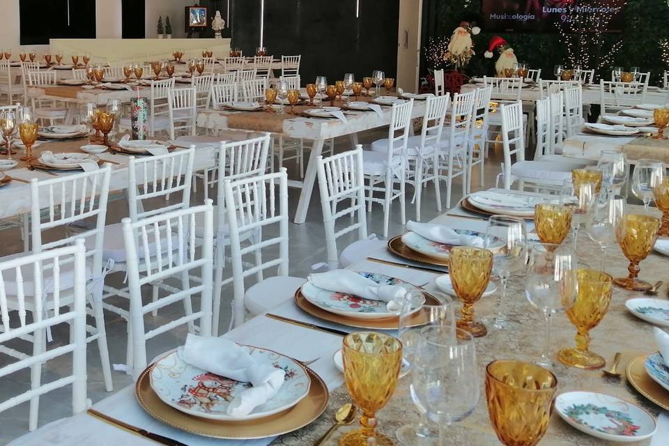 Banquete en color ambar