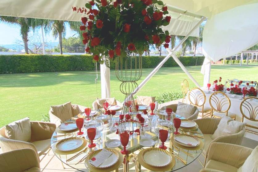 Mesa redonda de cristal