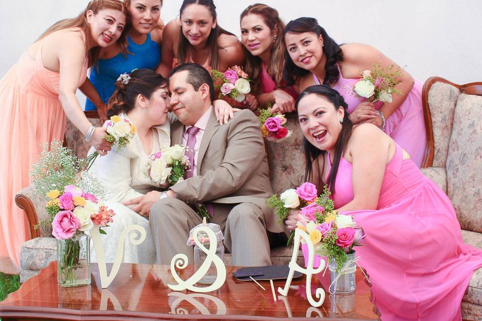 Los novios y las damas