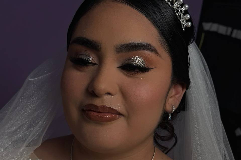 Feliz
