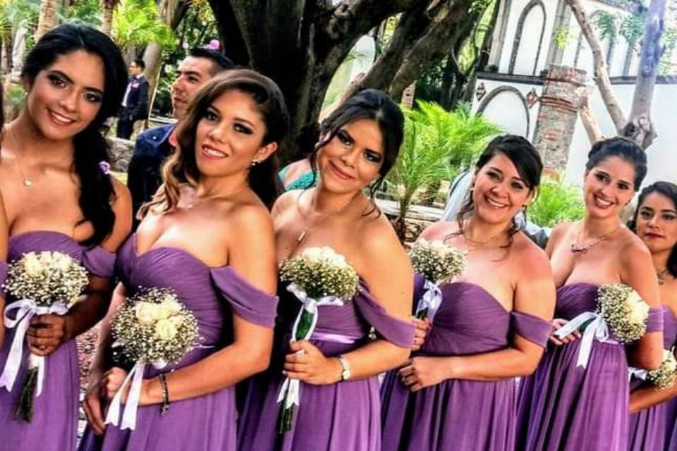 Damas hermosas