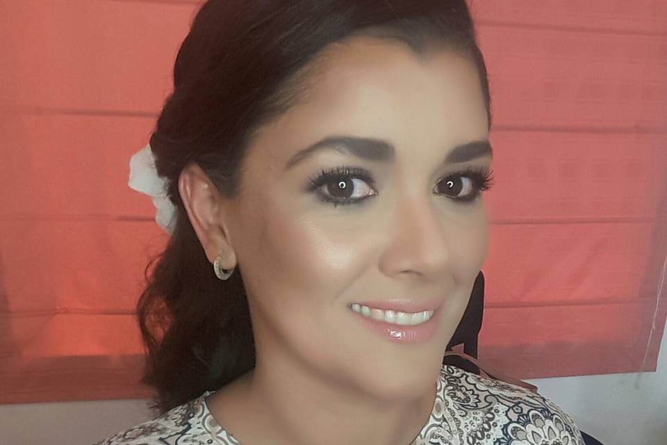 Ale Moreno Makeup