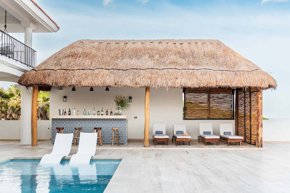 Palapa bar, private villa