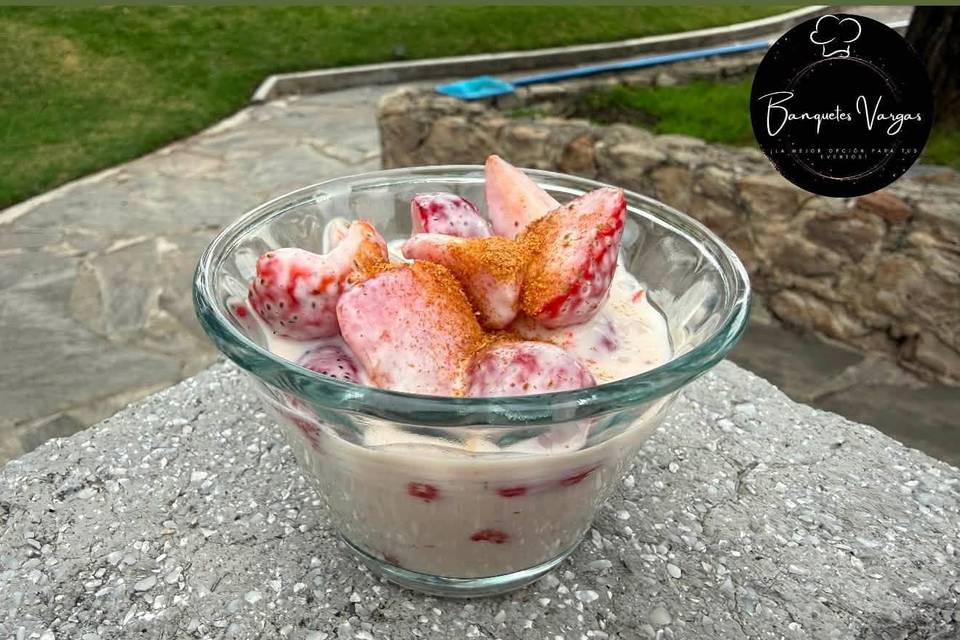 Postres (Fresas con Crema)