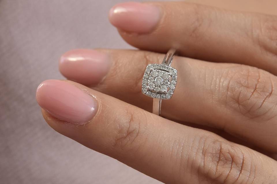 Anillo micropavé