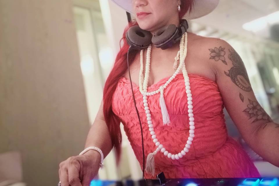 Girl dj hoteles bodas