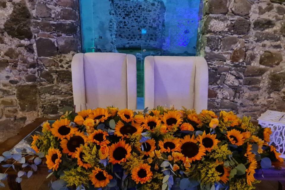 Mesa principal de girasoles