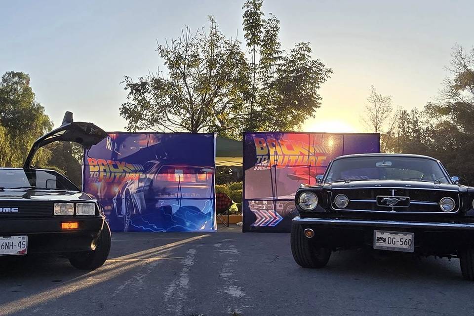 Delorean y Mustang