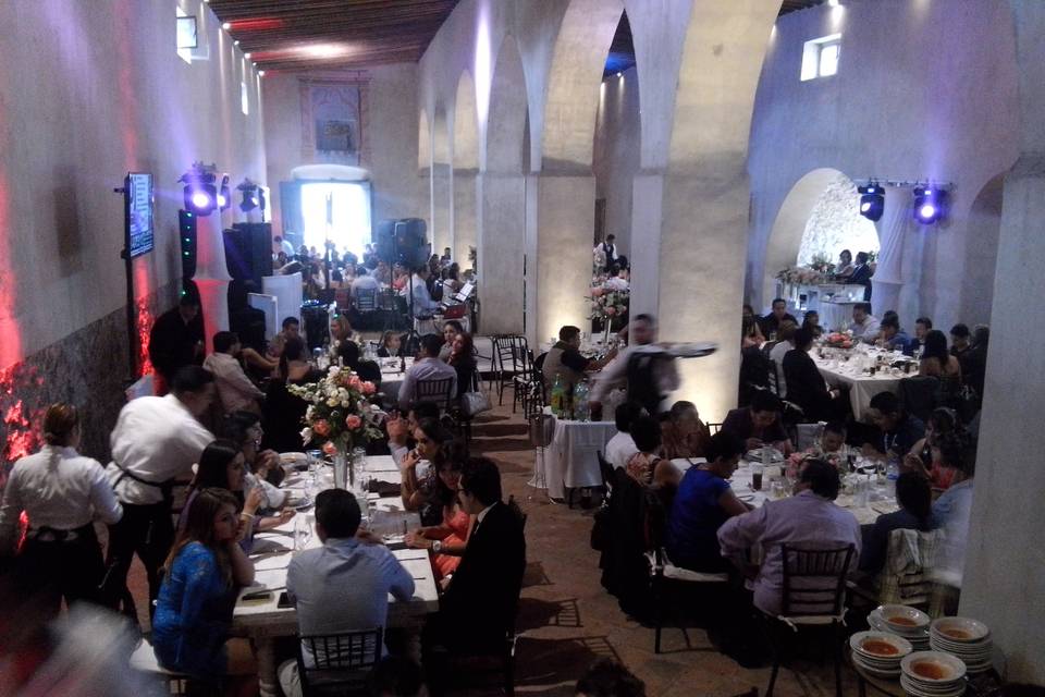 Boda mobiliario