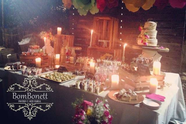 Mesa de postres campirano