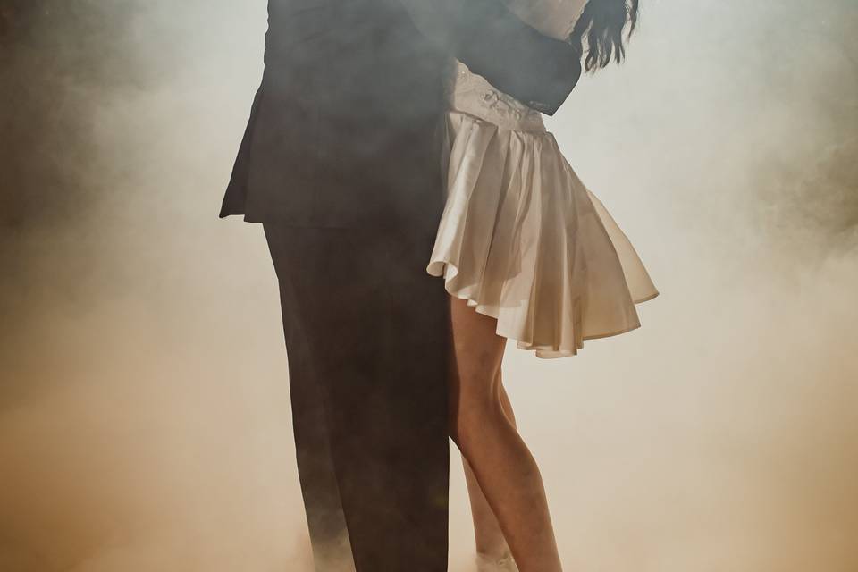 First dance con humo