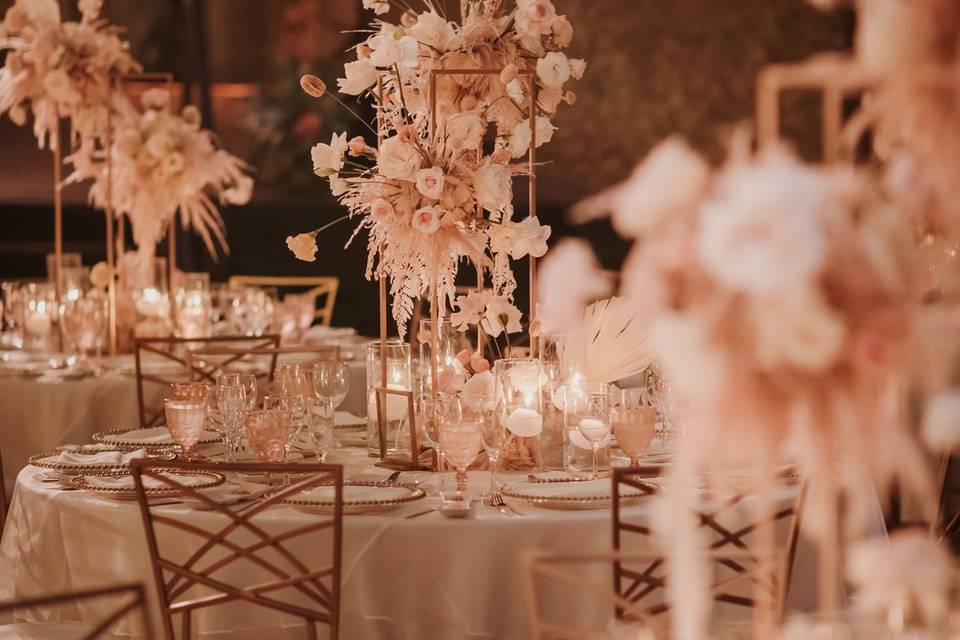 White Chic Wedding & Events