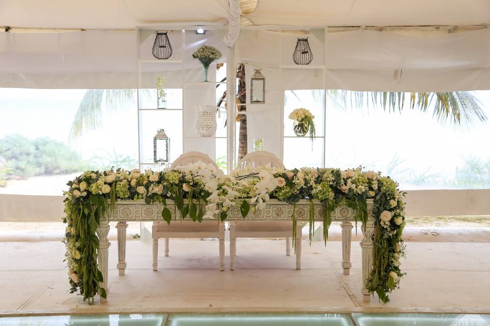 White Chic Wedding & Events