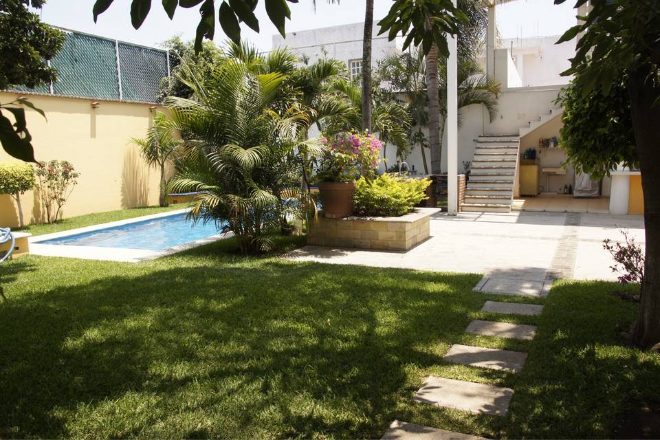 Amplios jardines