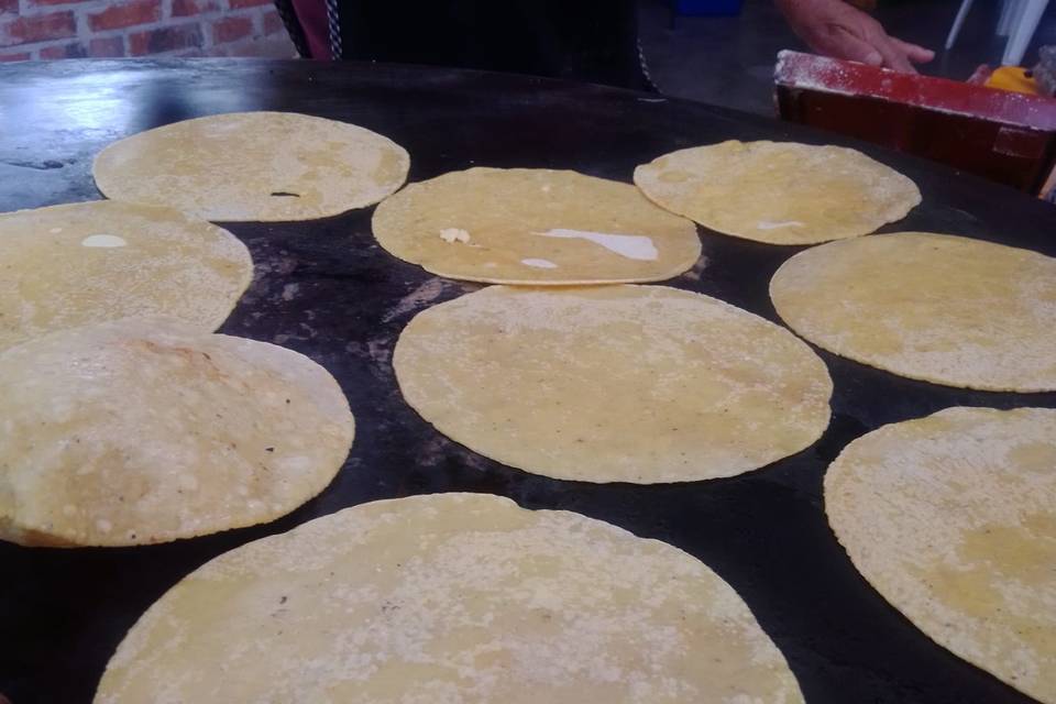 Tortilla a mano