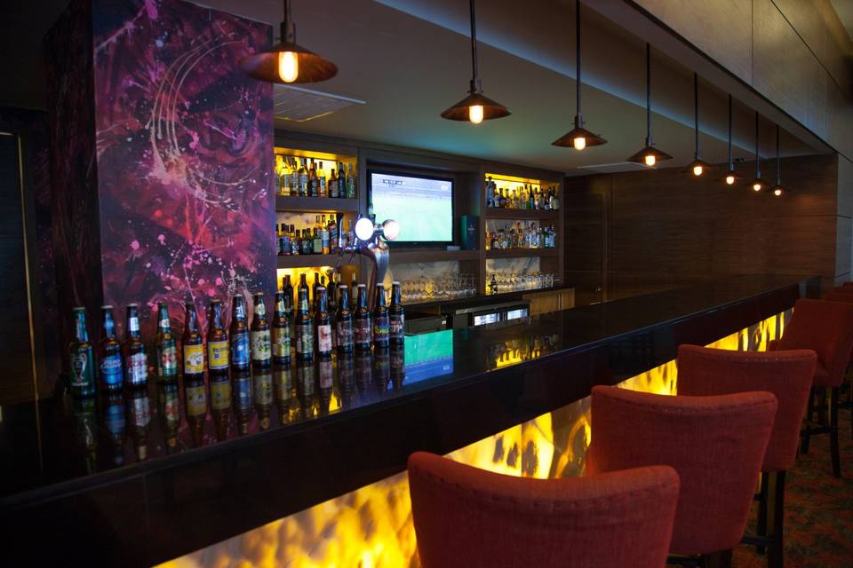 Great room bar