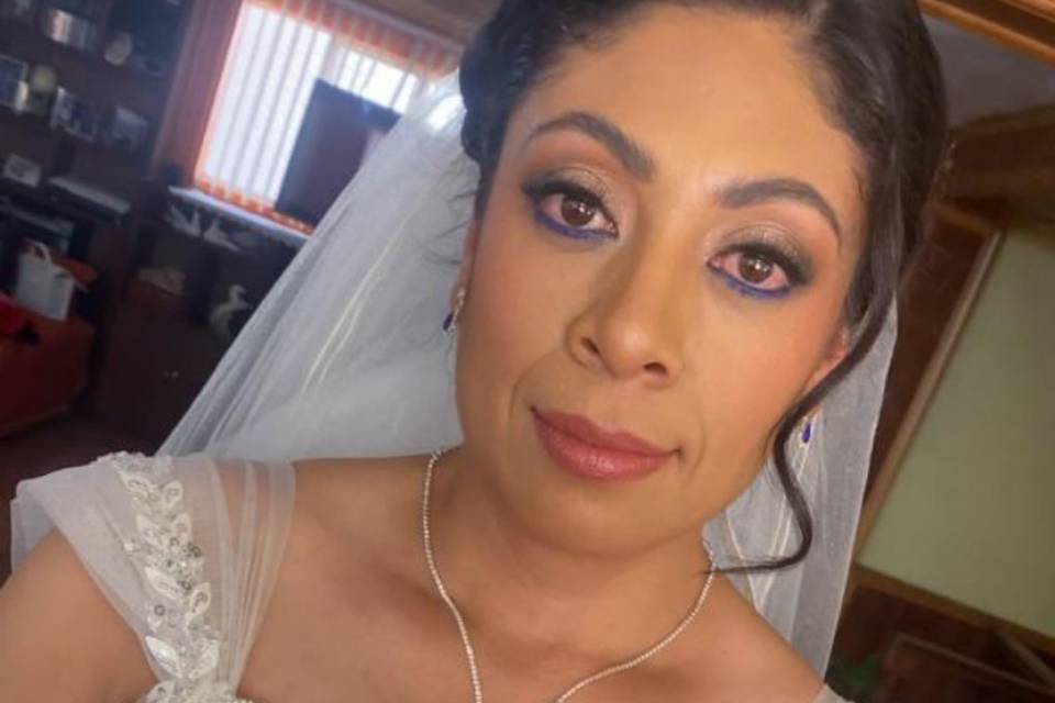 Makeup Nupcial con pop de colo