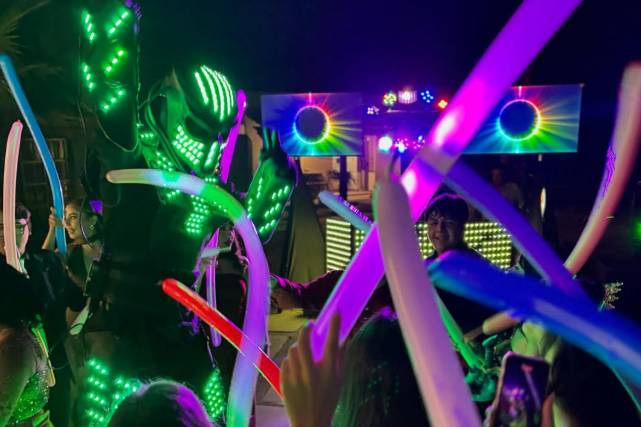 Robot Led