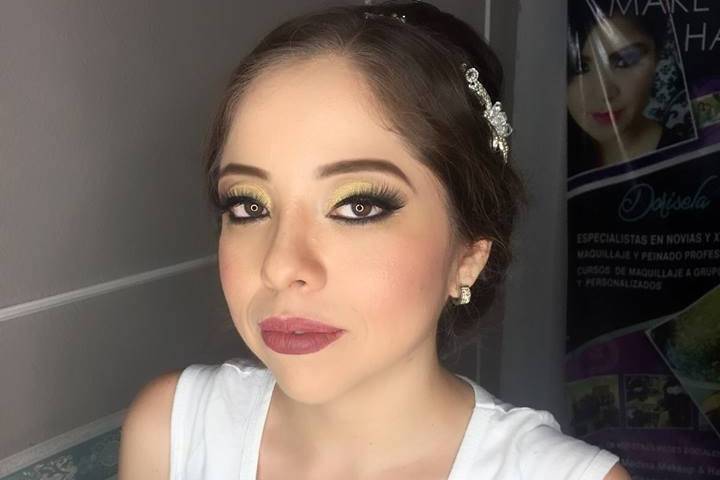 Dorisela Medina Makeup & Hair