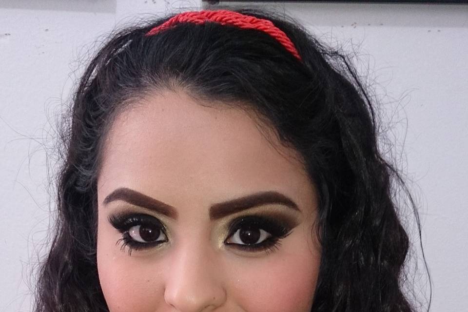 Dorisela Medina Makeup & Hair