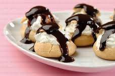 Profiteroles