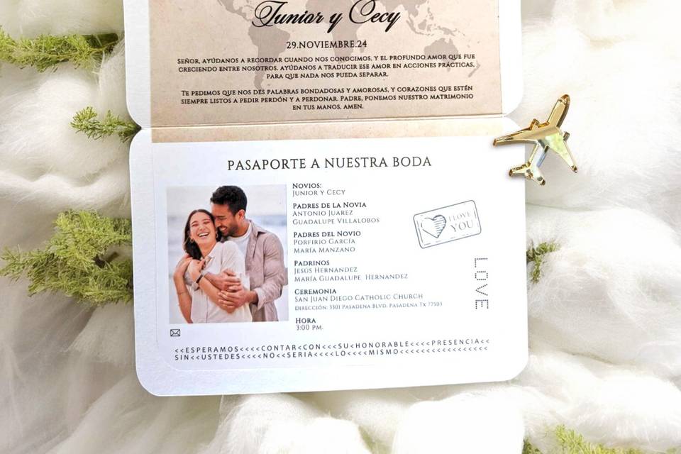 Interior invitación pasaporte