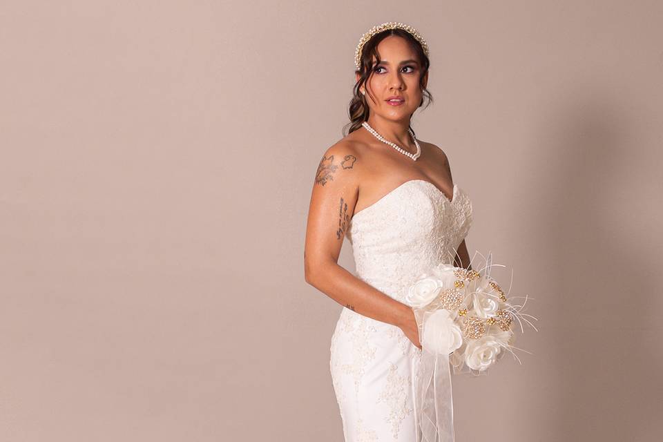 Ivonne Leal